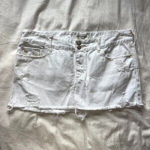 Y2K Abercrombie and Fitch White Mini Skirt